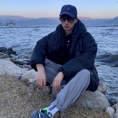 高冷霸气男生头像图片大全(16张)