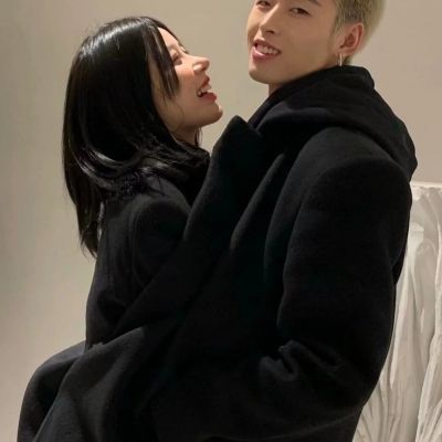 宠溺情侣头像一人一张(精选18张)