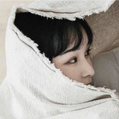 宠溺情侣头像一人一张(精选18张)