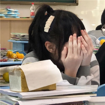 超甜超宠溺情侣头像(优选18张)