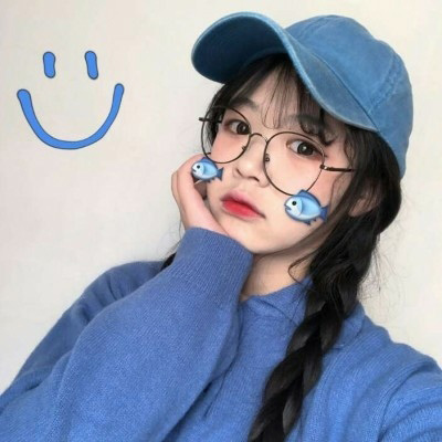 超级好看的蓝色系女生头像(共16张)