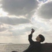 高清好看的帅气冷酷男生背影头像图片大全(共16张)