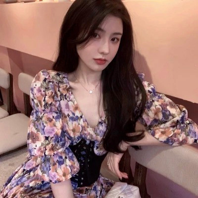 2023微信女生头像图片大全(共20张)