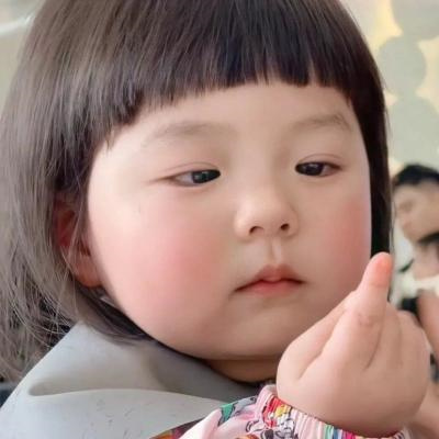 最近很火的小孩头像(精选18张)