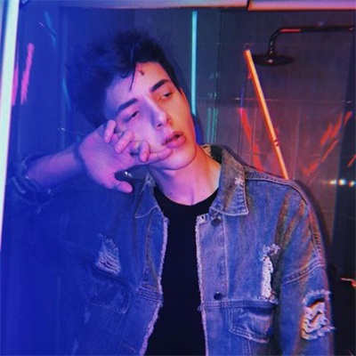 超级帅的超级拽的男生头像(优选32张)