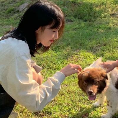 高质量小众女生头像(精选20张)