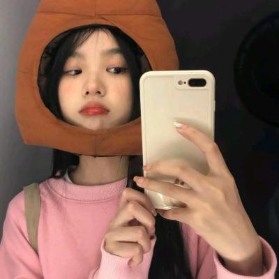 高质量小众女生头像(精选20张)