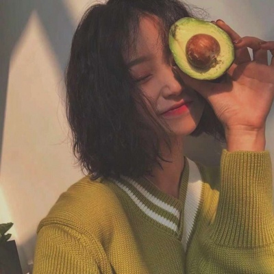 可盐可甜的女生头像(精选20张)