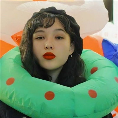 现在最流行的欧美范头像(共20张)