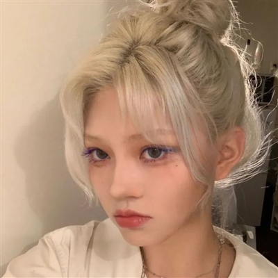 现在最流行的欧美范头像(共20张)