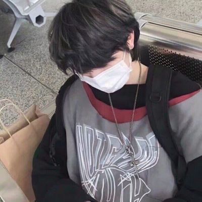 男生高端大气气质头像(20张)