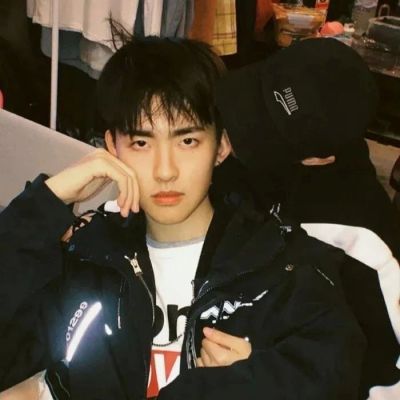 男生高端大气气质头像(20张)