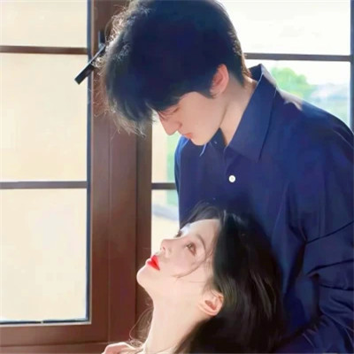 2023年最火爆的情侣头像(共18张)