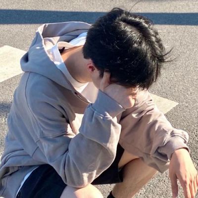 男生头像冷酷帅气图片(18张)