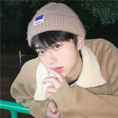 高清男生头像很帅的图片大全(精选18张)