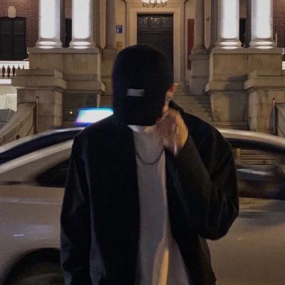 颜值高的男生正脸头像(16张)