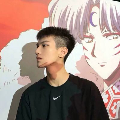 让人惊呼神仙颜值的男生帅气头像图片(18张)