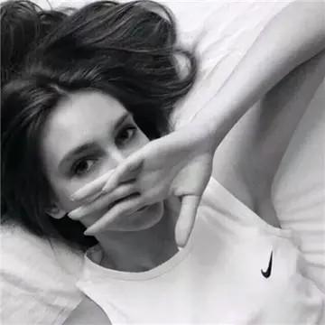 欧美风简约个性头像(18张)