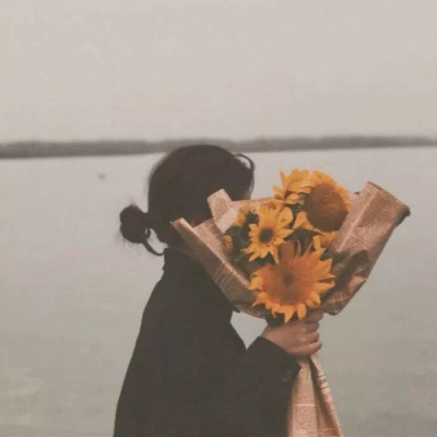 清新脱俗森系女生头像(精选20张)