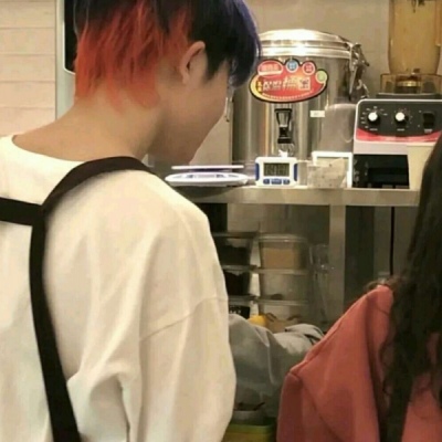 好看到爆的qq情侣头像(共18张)