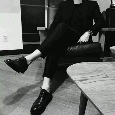 成熟男人头像图片大全(共16张)