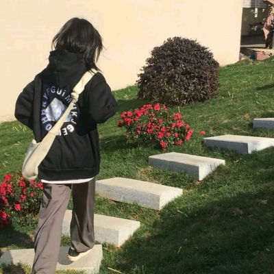 高清有个性女头像图片(精选20张)