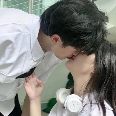 浪漫的微信头像图片(精选16张)