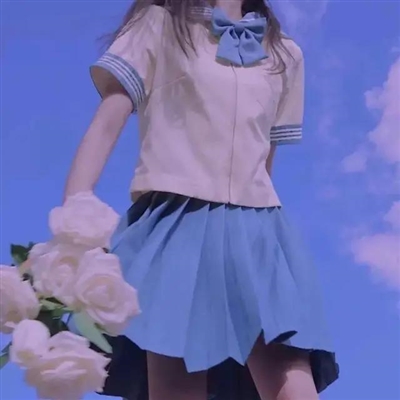 闺蜜头像动漫一人一张(精选20张)