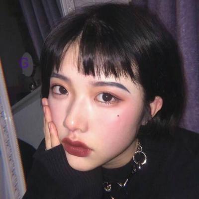 比较酷的女生微信头像(精选22张)