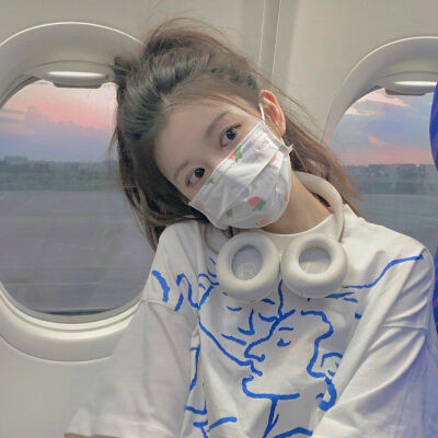 高清真人意境女头像(22张)