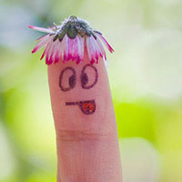 创意手指搞笑头像图片大全(优选22张)