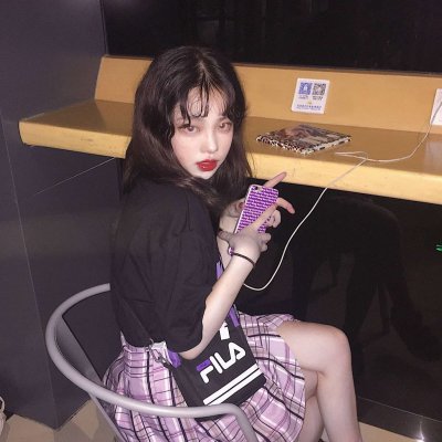 超仙气的紫色系列女生头像(优选20张)