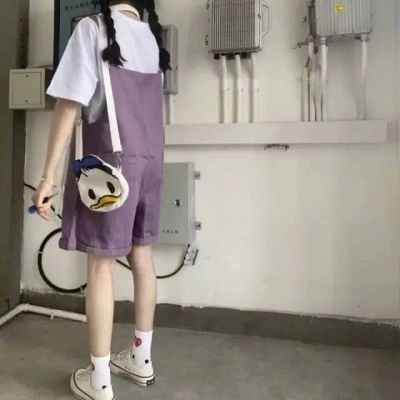 紫色的女生头像图片(24张)