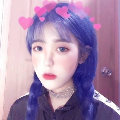 紫色的女生头像图片(24张)