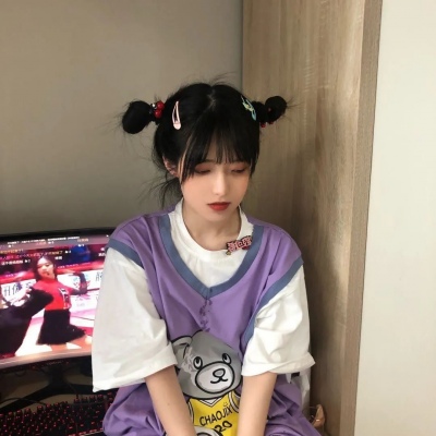 干净高级的紫色系女生头像(优选28张)