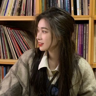 有品位的微信女人头像(38张)