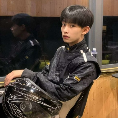 最吸引女人微信男头像(精选20张)