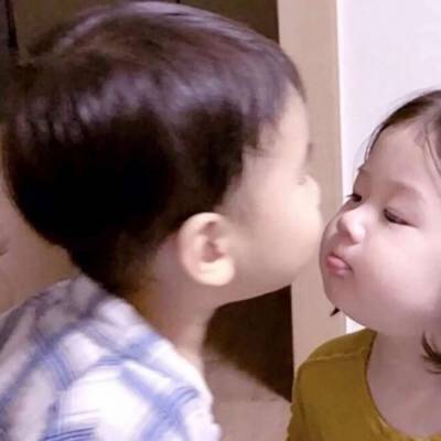 高清搞怪情侣头像小孩图片大全(共36张)