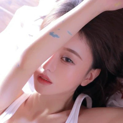 小清新图片唯美简约女头像(精选22张)