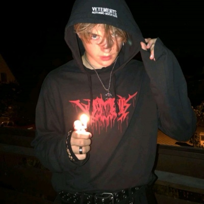 帅气欧美男生qq个性头像图片(22张)