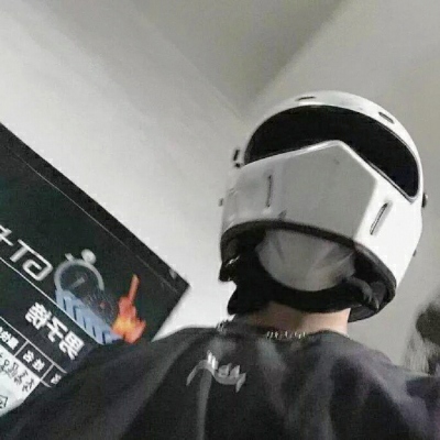 高清头像男真人头像(精选22张)