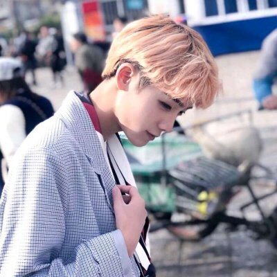 微信男生头像图片大全(16张)