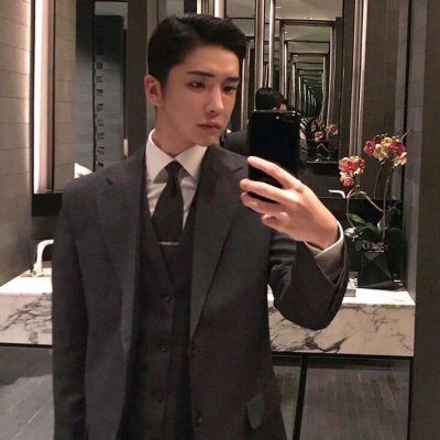 微信男生头像图片大全(16张)