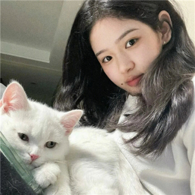 高颜值的浪漫女头像(优选20张)