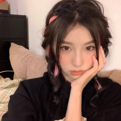 高级感精致女生头像(共16张)