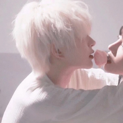 2023年适合90后情侣的头像(18张)