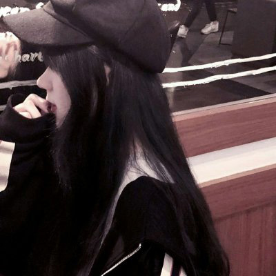 帽子遮住脸的女生头像(共22张)