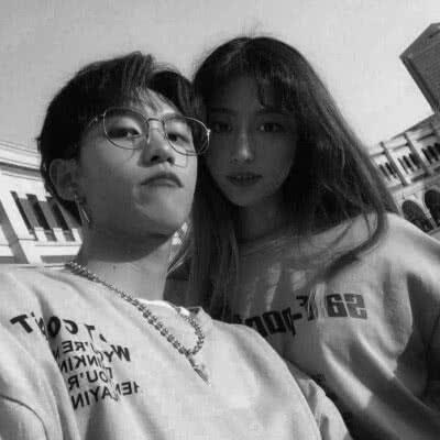 超级虐狗的情侣头像(精选20张)