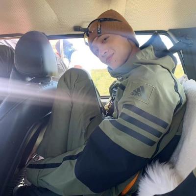 酷到没边际的男生魅力头像合集图片(优选18张)