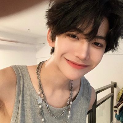 酷到没边际的男生魅力头像合集图片(优选18张)